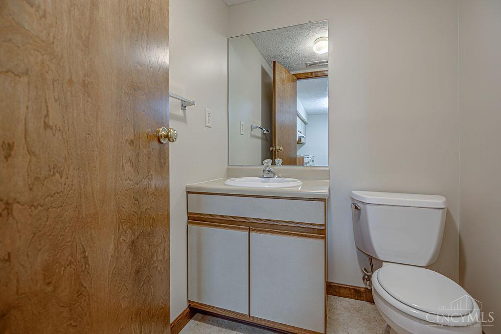 650 Leo Drive, Hamilton, OH, 45013 — photo 11