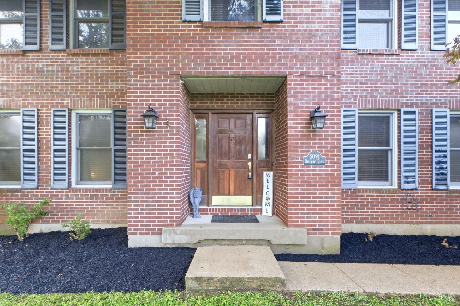 6091 Blueberry Drive, Liberty Twp, OH, 45011 — photo 2