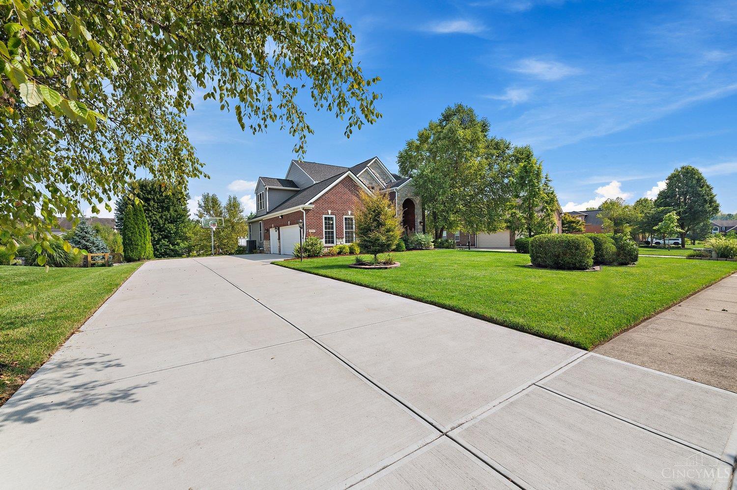 5552 Schlade Court, Liberty Twp, OH, 45044 — photo 4