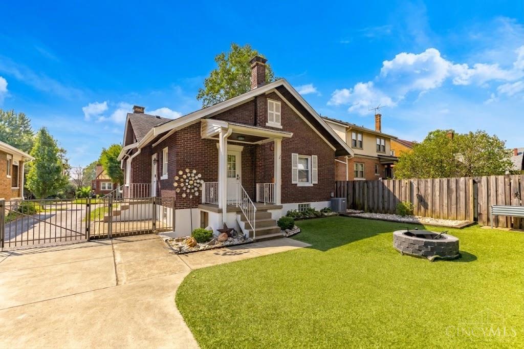 Photo 3 of Single family home for sale at 4970 Relleum Ave, Cincinnati, OH 45238 | MLS# 1894354 | Listing updated on 2026-09-18