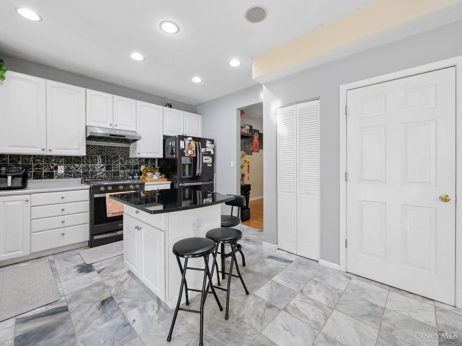 8200 Vadith Court, West Chester, OH, 45069 — photo 25