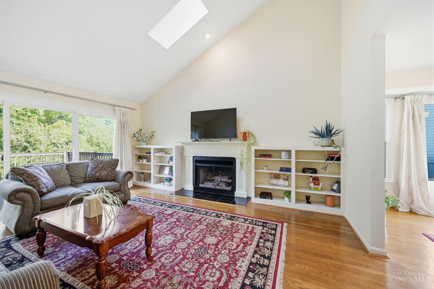 6865 Fox Hill Lane, Madeira, OH, 45236 — photo 11