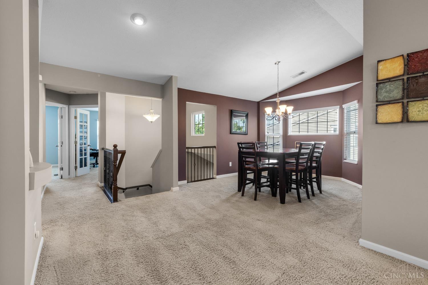 8164 Bridge Point Drive, Green Twp, OH, 45248 — photo 5