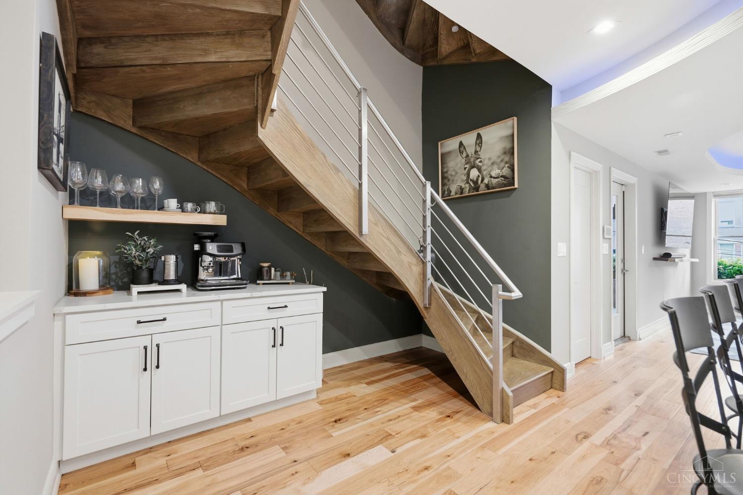 208 Wade Street, Cincinnati, OH, 45202 — photo 12