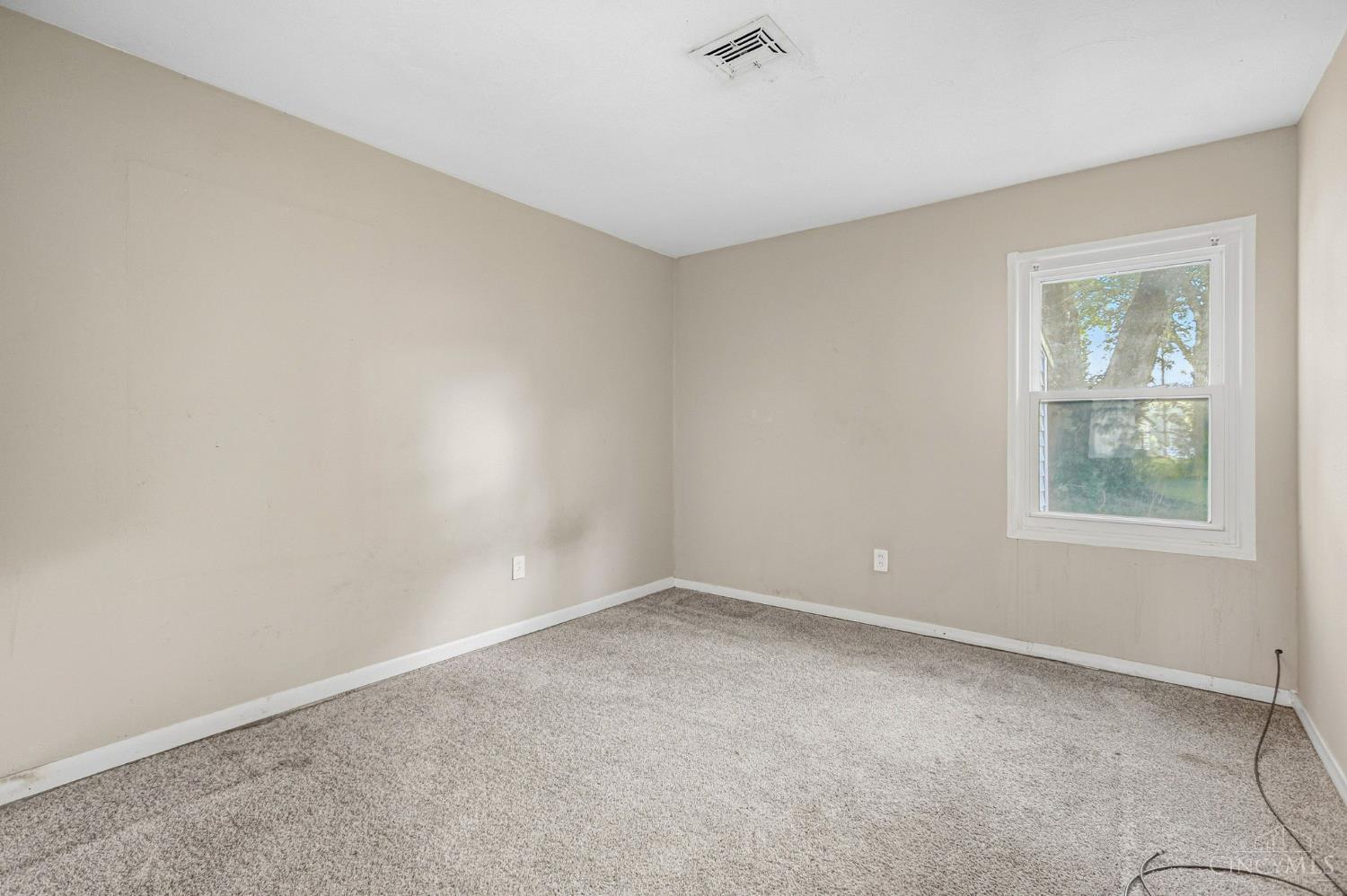 9757 Gibralter Drive, Colerain Twp, OH, 45251 — photo 6