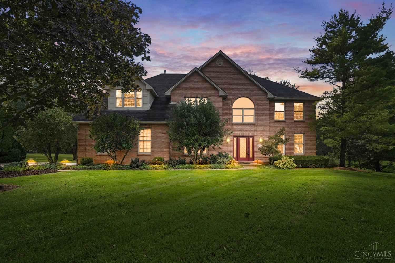 Photo 1 of Sale Pending at 6071 Bridgeton Manor Dr, Liberty Twp, OH 45011 | MLS# 1893796 | Listing updated on 2026-09-28