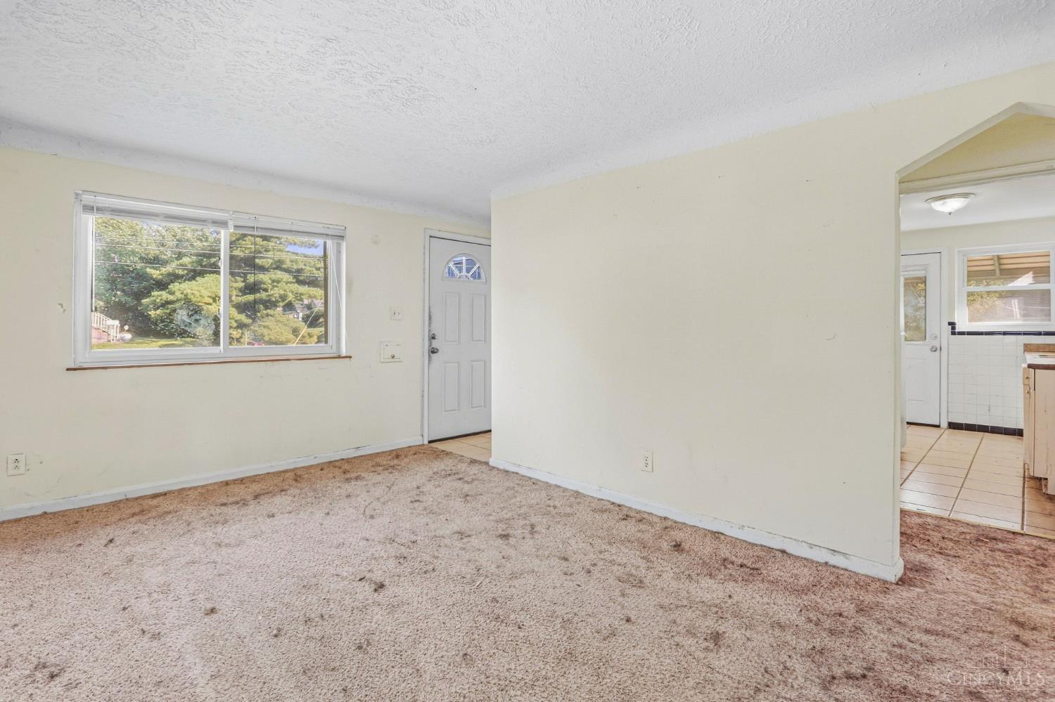 Photo 3 of Single family home for sale at 5601 Lester Rd, Cincinnati, OH 45213 | MLS# 1893789 | Listing updated on 2026-09-18