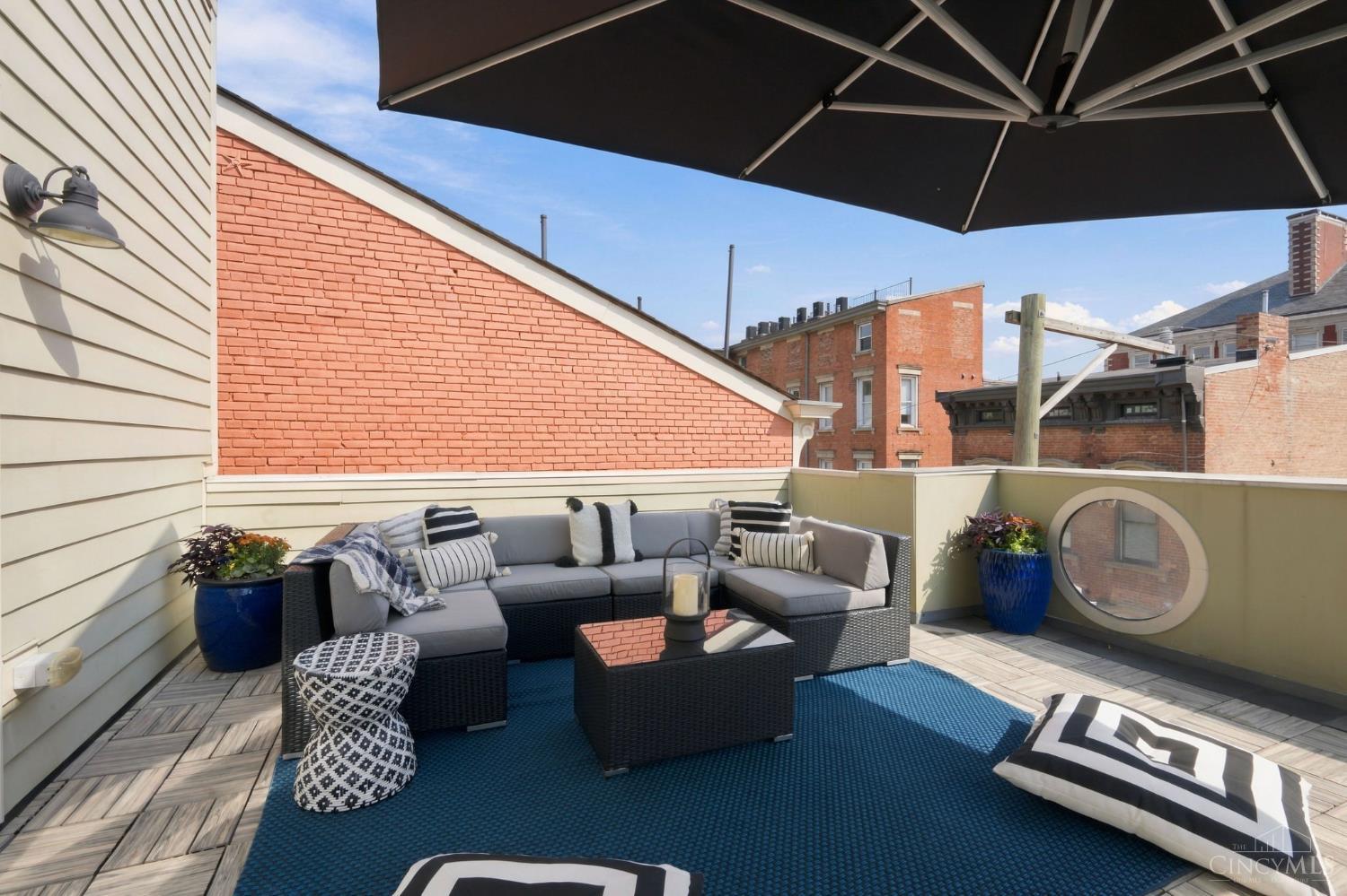 208 Wade Street, Cincinnati, OH, 45202 — photo 41