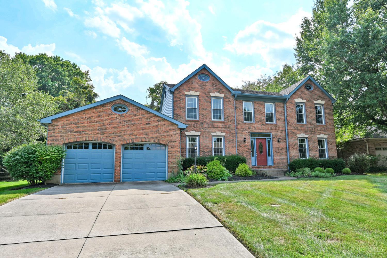 Photo 2 of Sale Pending at 7463 Kingston Hl Ct, Cincinnati, OH 45255 | MLS# 1894478 | Listing updated on 2026-09-18