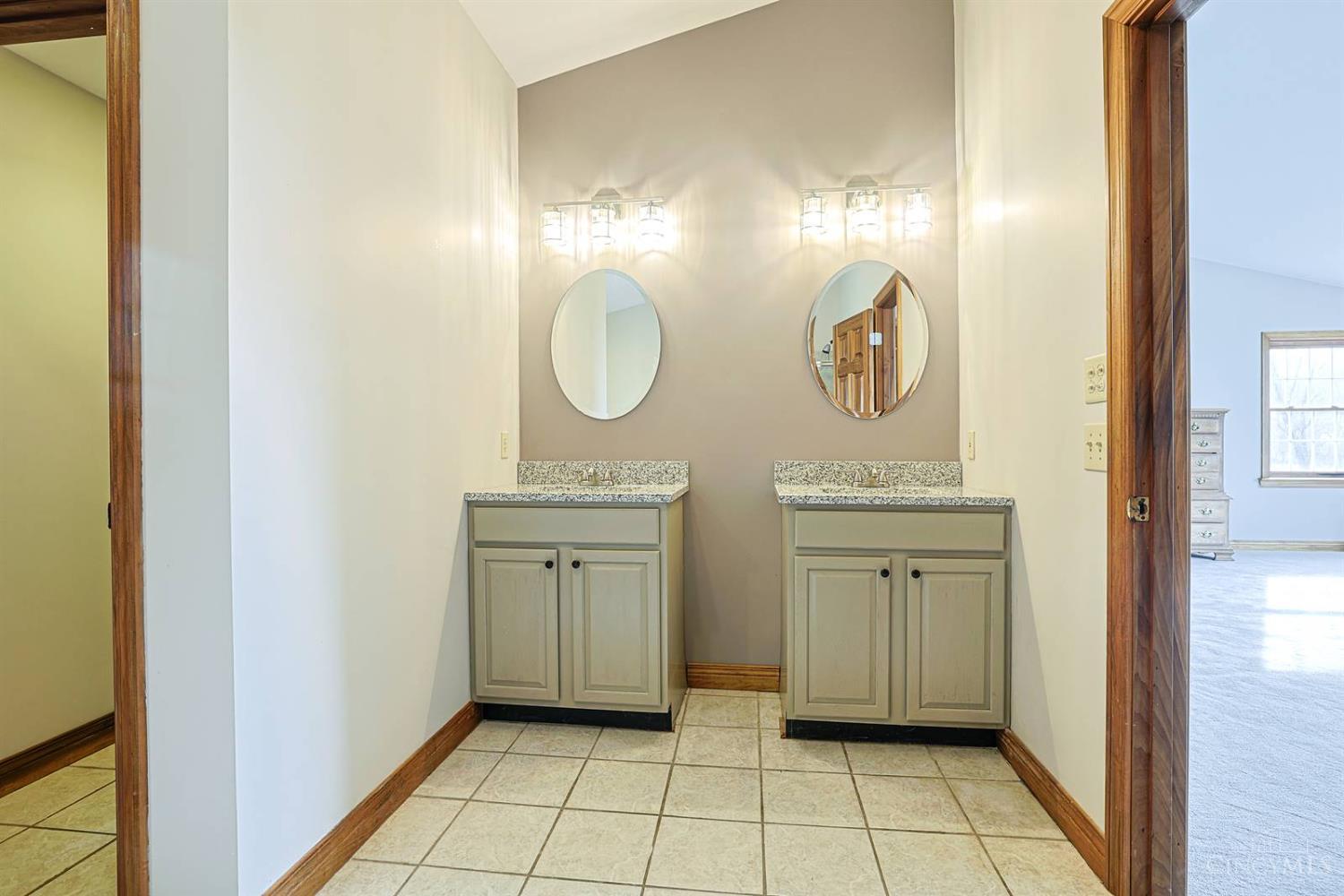 10404 Lees Creek Road, Harrison Twp, OH, 45030 — photo 19