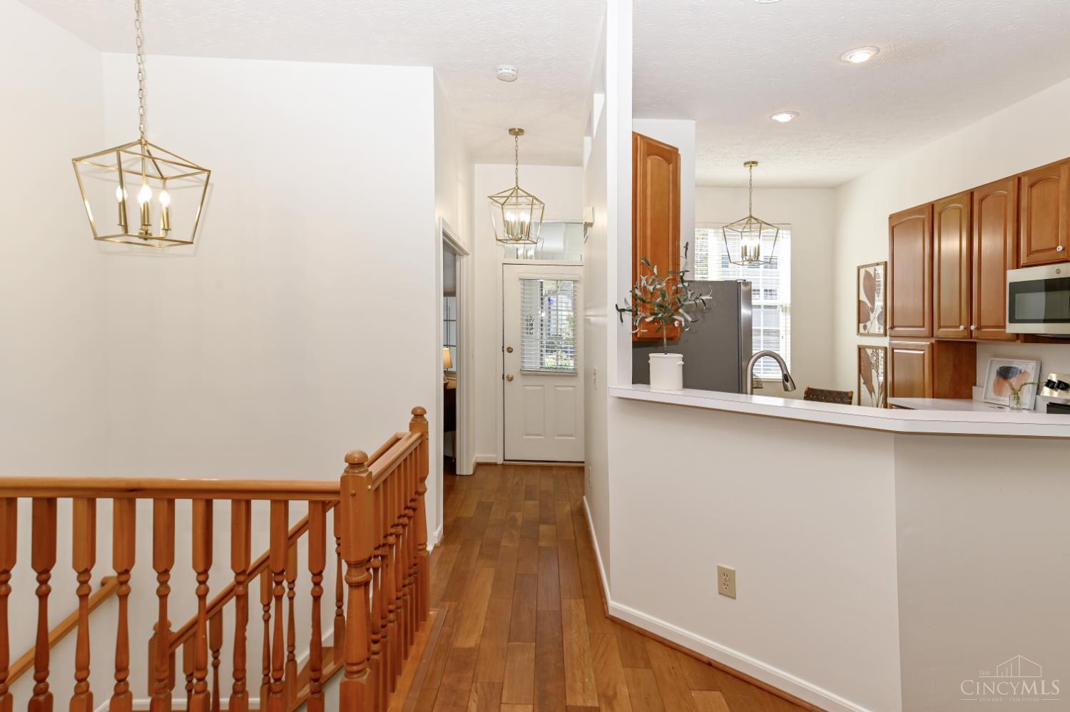 6528 Silverfox Drive, Cincinnati, OH, 45230 — photo 3