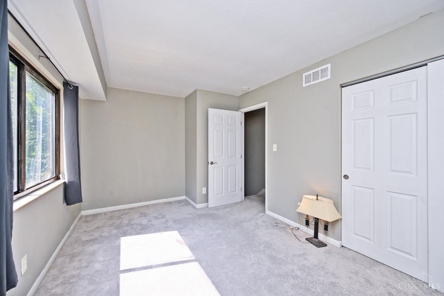 9835 Timbers Drive, Blue Ash, OH, 45242 — photo 41
