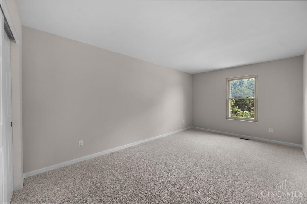 8092 Thistlewood Drive, West Chester, OH, 45069 — photo 32