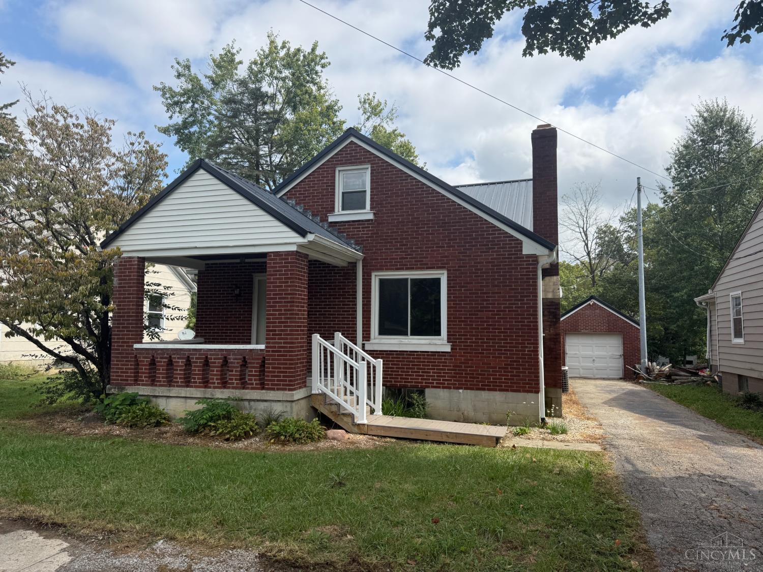204 Grandin Drive
