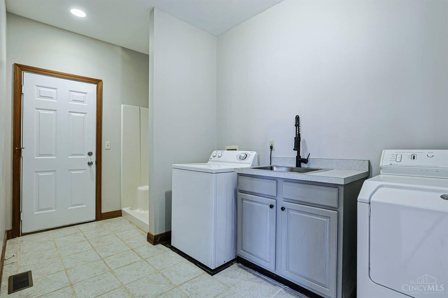 10404 Lees Creek Road, Harrison Twp, OH, 45030 — photo 28