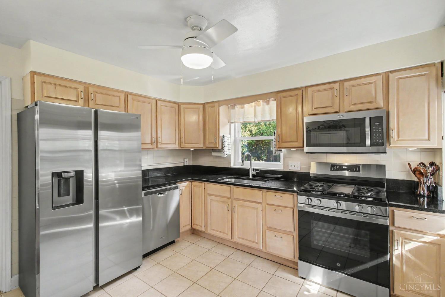 5216 Ralph Avenue, Green Twp, OH, 45238 — photo 9