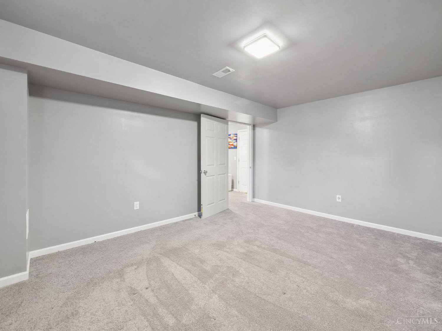 8200 Vadith Court, West Chester, OH, 45069 — photo 10