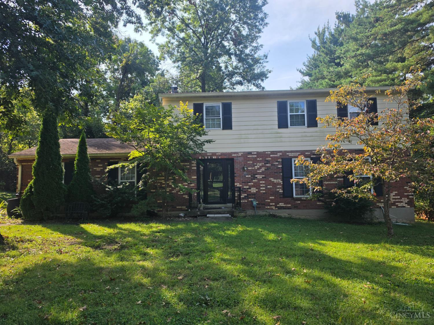 7651 Burlinehills Court, Anderson Twp, OH, 45244 — photo 2