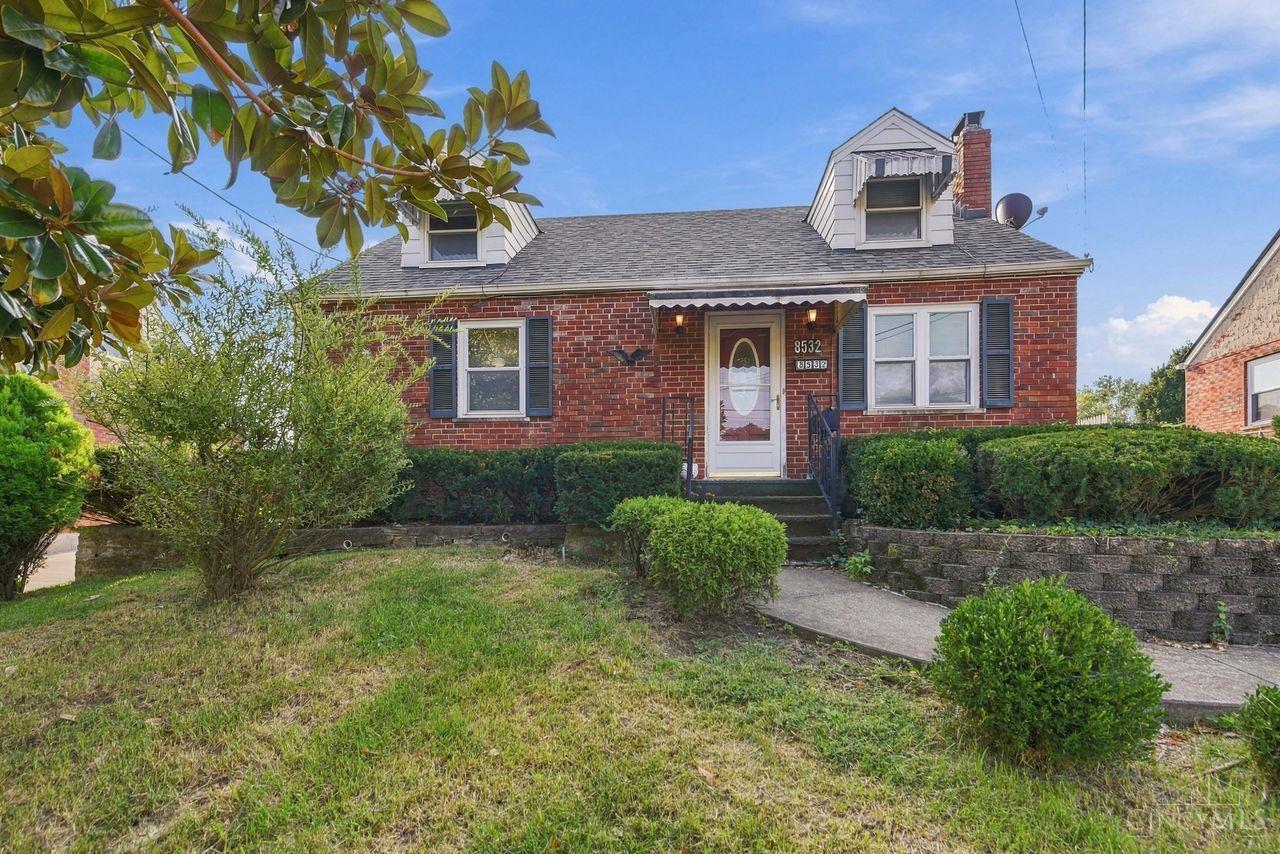 Photo 1 of Single family home for sale at 8532 Darnell Ave, Sycamore Twp, OH 45236 | MLS# 1894360 | Listing updated on 2026-10-02