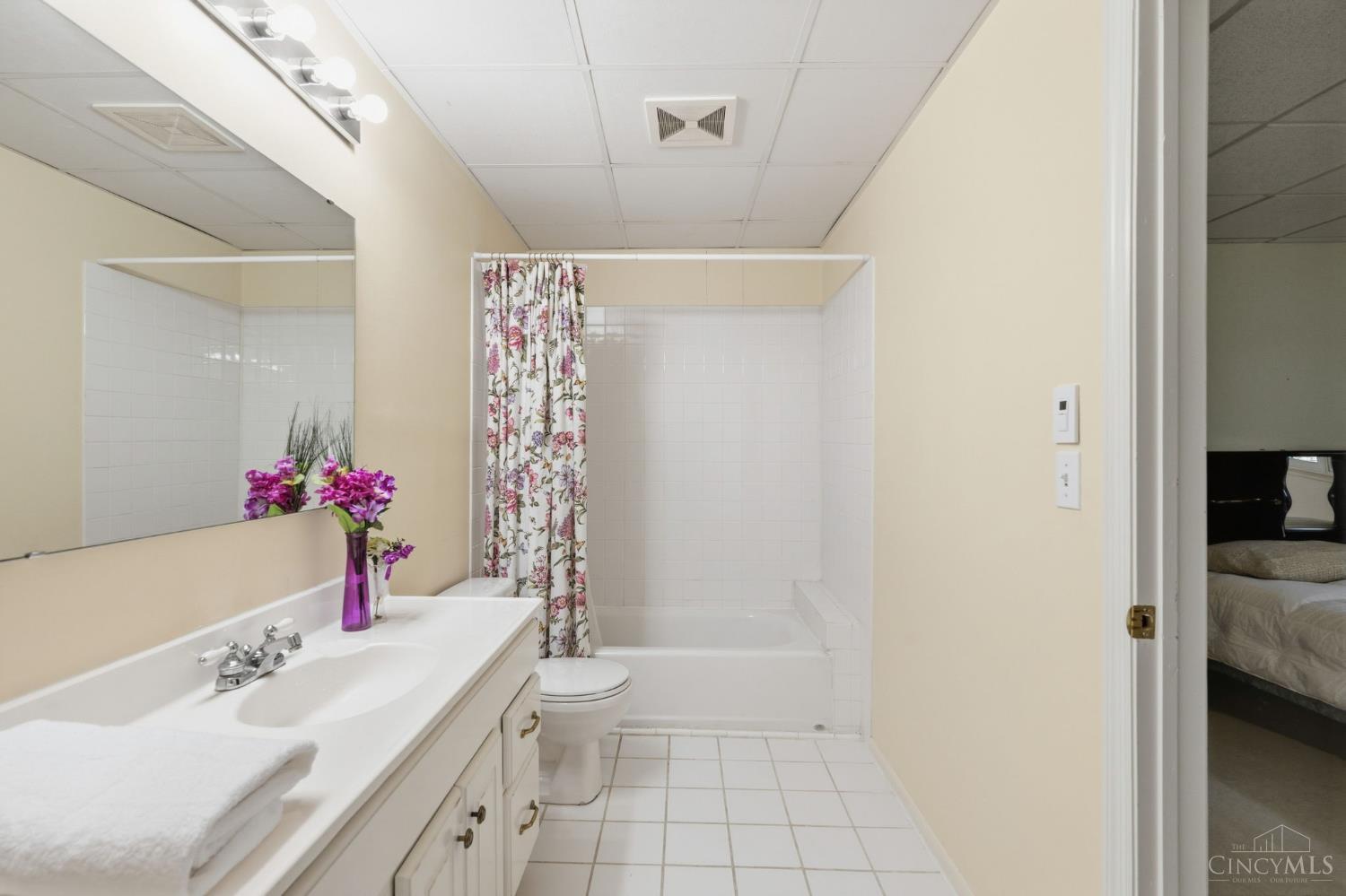 6865 Fox Hill Lane, Madeira, OH, 45236 — photo 46