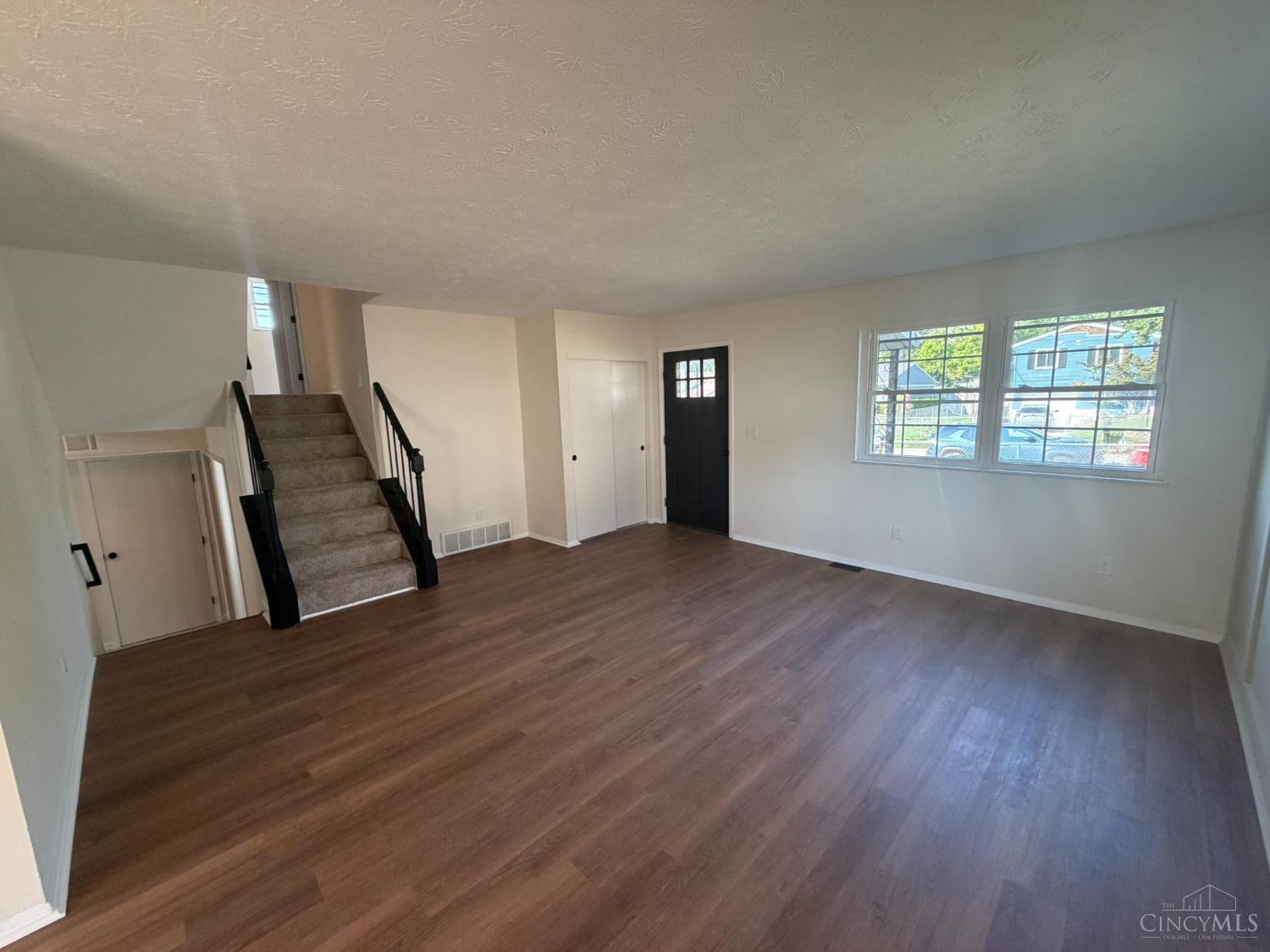Photo 2 of Single family home for sale at 2737 Leota Ln, Colerain Twp, OH 45251 | MLS# 1894457 | Listing updated on 2026-09-18