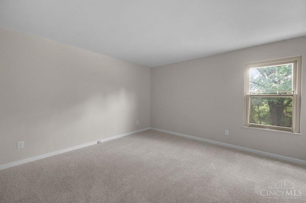 8092 Thistlewood Drive, West Chester, OH, 45069 — photo 30