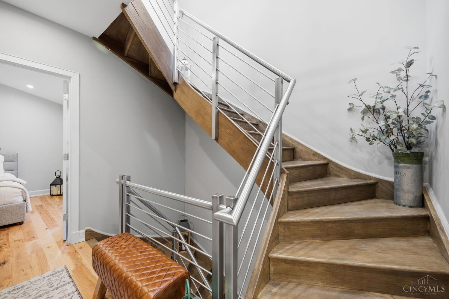 208 Wade Street, Cincinnati, OH, 45202 — photo 17