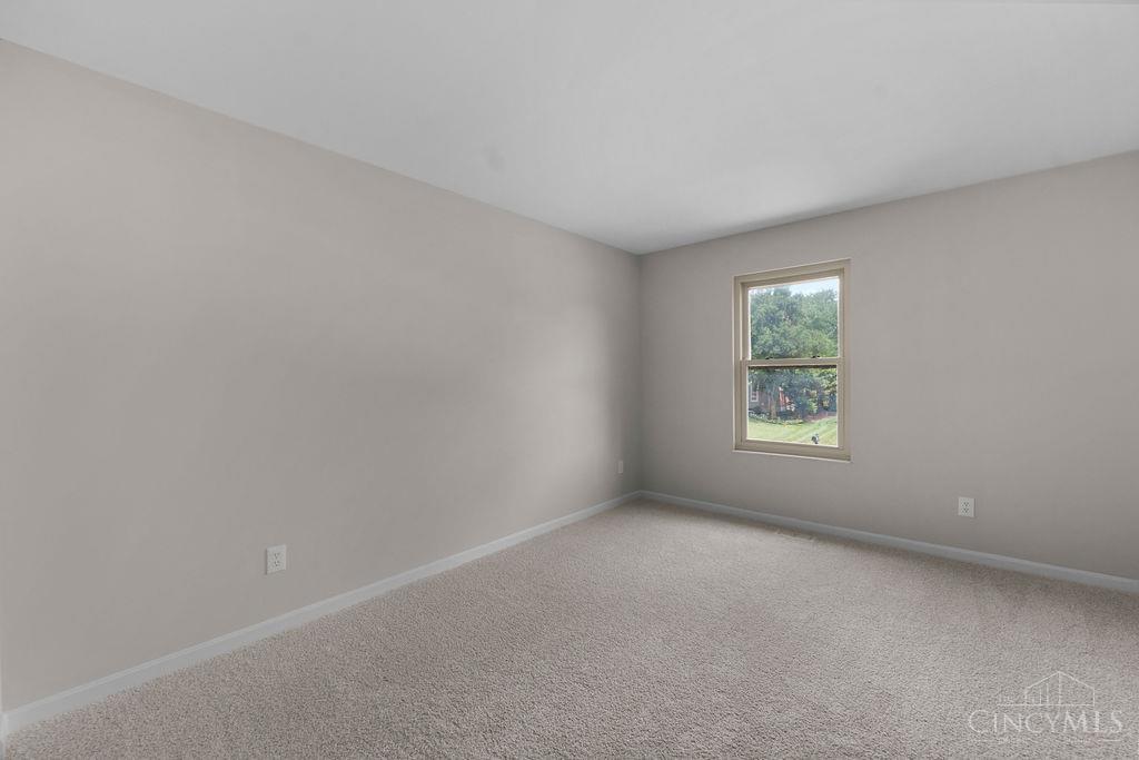 8092 Thistlewood Drive, West Chester, OH, 45069 — photo 35