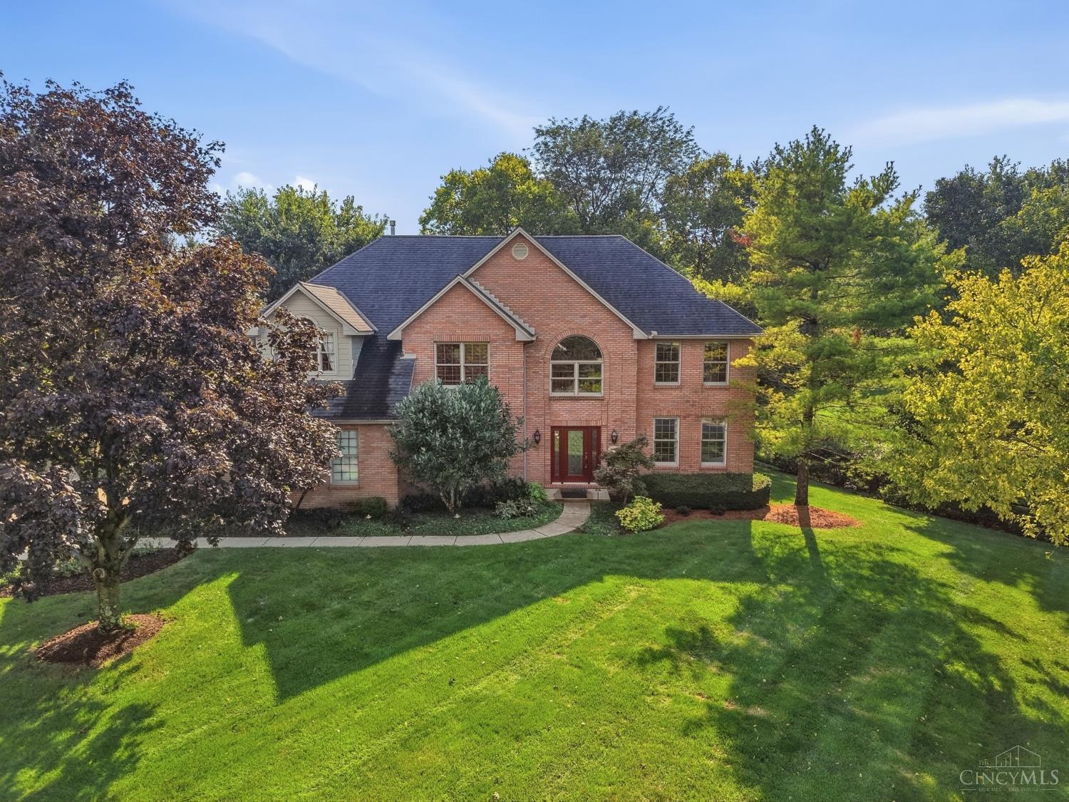 Photo 2 of Sale Pending at 6071 Bridgeton Manor Dr, Liberty Twp, OH 45011 | MLS# 1893796 | Listing updated on 2026-09-28