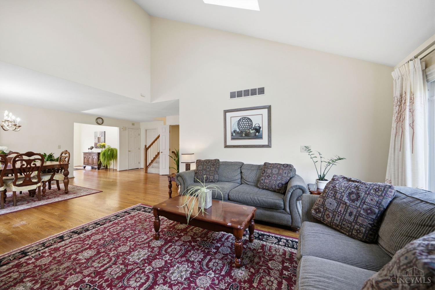 6865 Fox Hill Lane, Madeira, OH, 45236 — photo 12