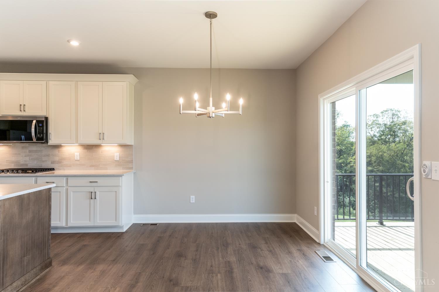 6977 Carlinridge Lane, Green Twp, OH, 45248 — photo 15