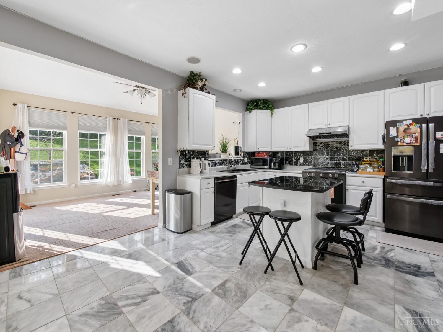 8200 Vadith Court, West Chester, OH, 45069 — photo 24