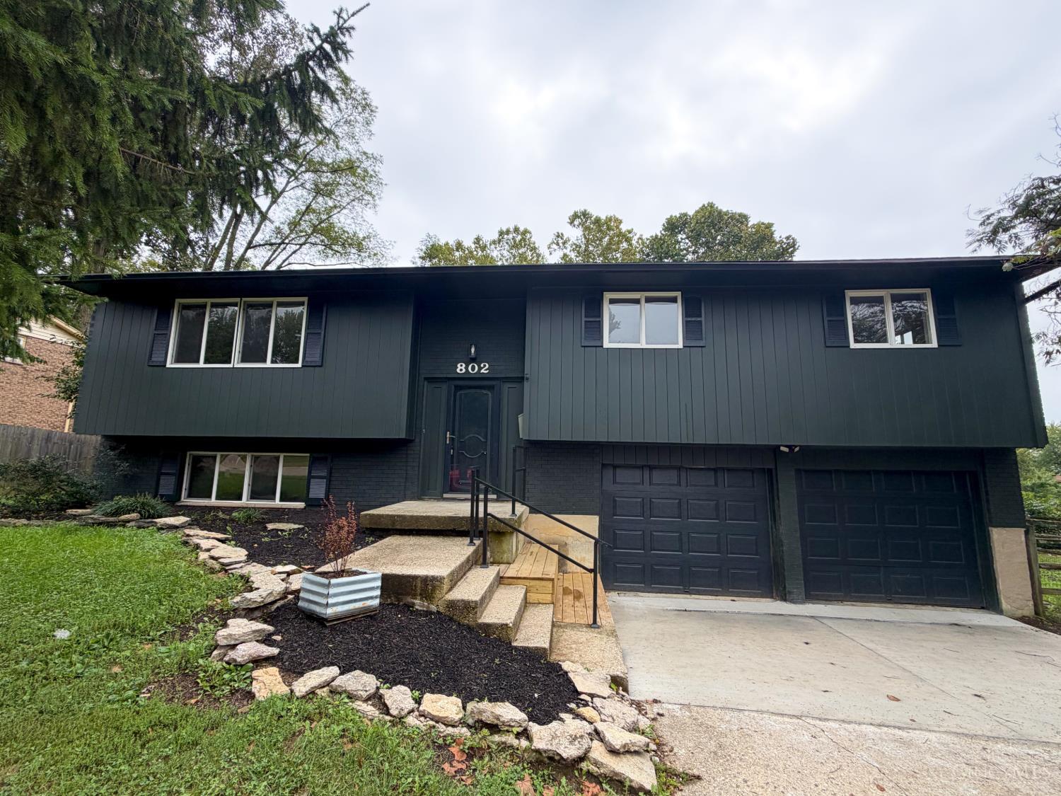 802 Victoria Drive