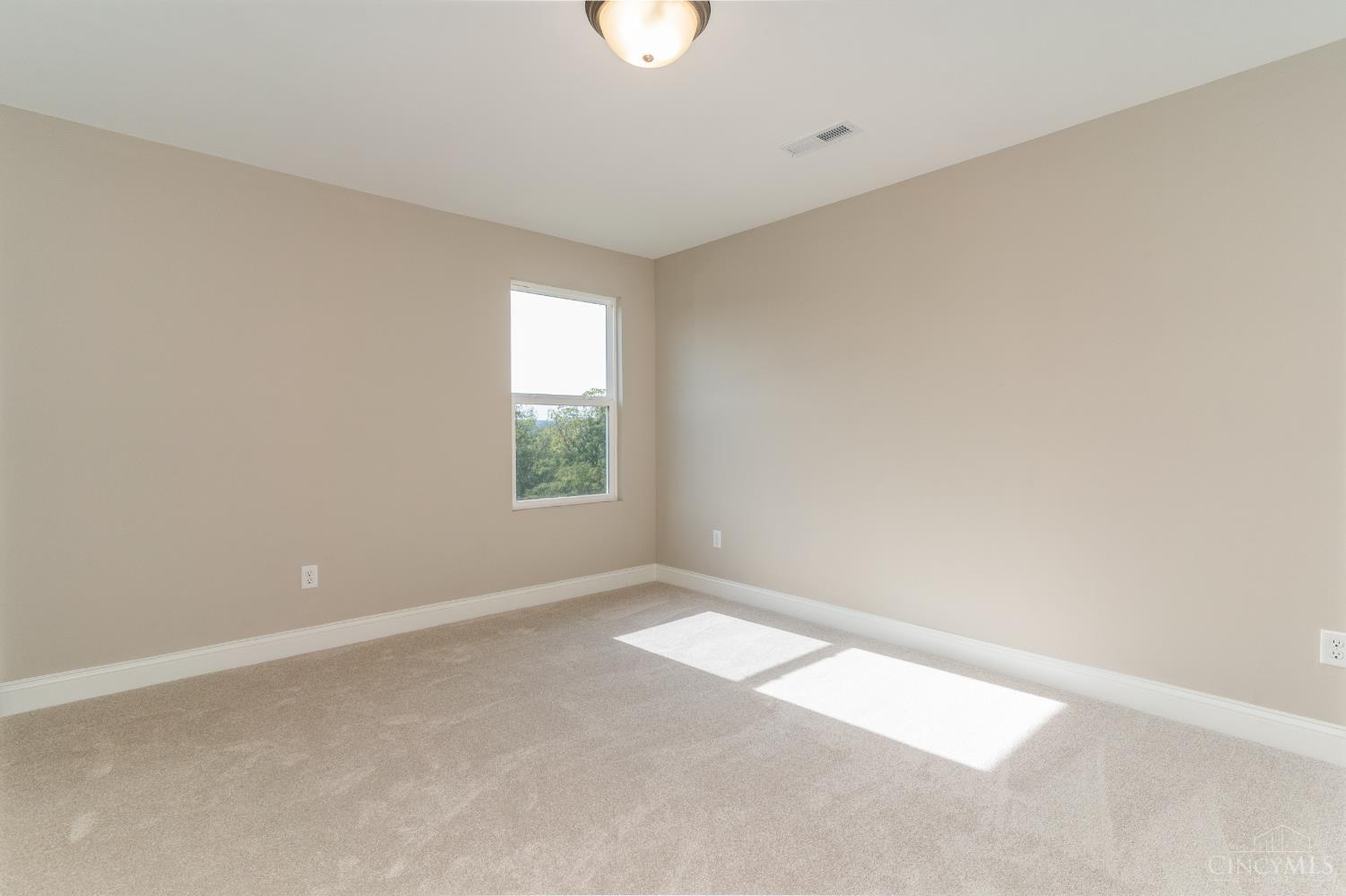 6977 Carlinridge Lane, Green Twp, OH, 45248 — photo 24