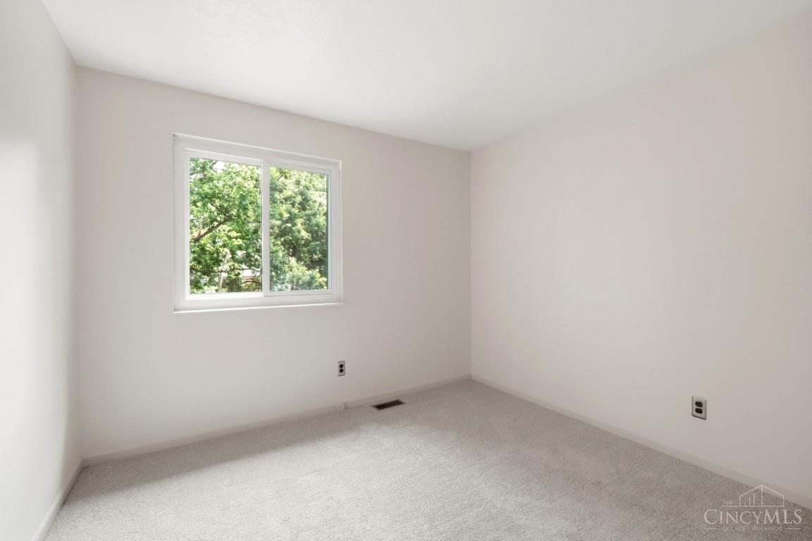7590 Rolling Meadows Drive, West Chester, OH, 45069 — photo 32