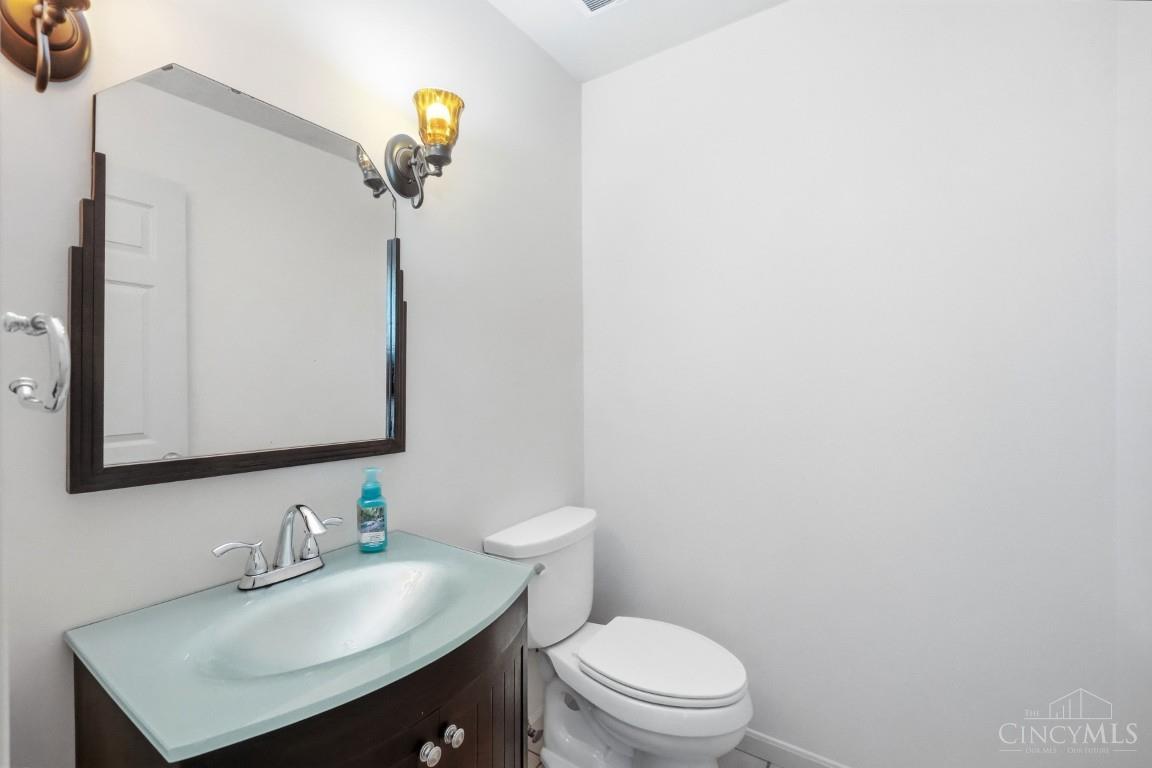 7590 Rolling Meadows Drive, West Chester, OH, 45069 — photo 18