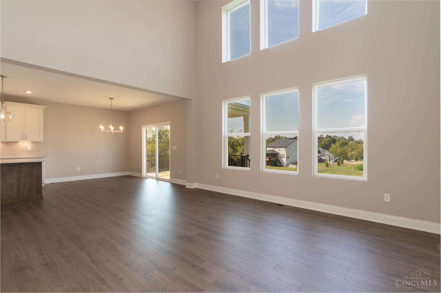 6977 Carlinridge Lane, Green Twp, OH, 45248 — photo 8