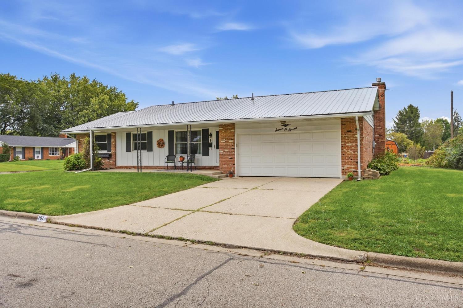 Photo 2 of Sale Pending at 707 Williams Dr, Wilmington, OH 45177 | MLS# 1893371 | Listing updated on 2026-10-01