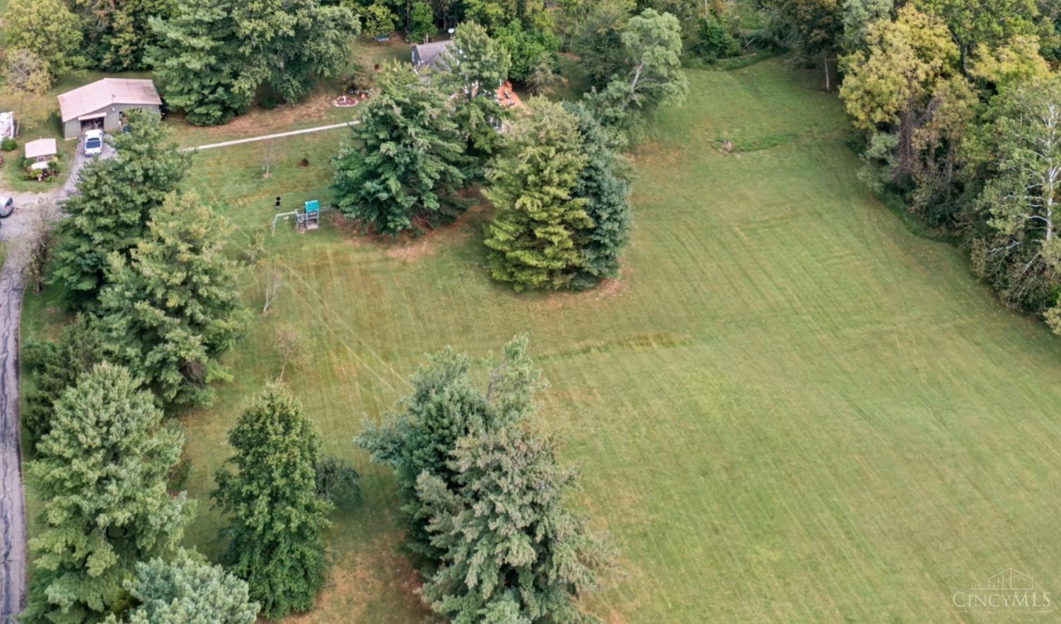 Photo 3 of Single family home for sale at 596 W Plane St, Bethel, OH 45106 | MLS# 1894434 | Listing updated on 2026-09-28