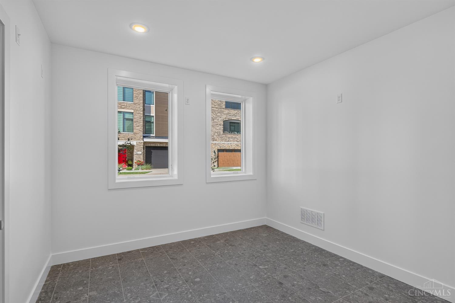 5764 Sanctuary Place, Cincinnati, OH, 45230 — photo 6