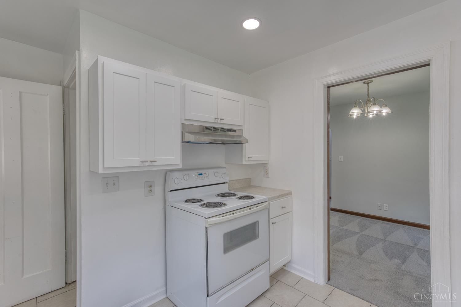 6435 Graceland Avenue, Golf Manor, OH, 45237 — photo 10