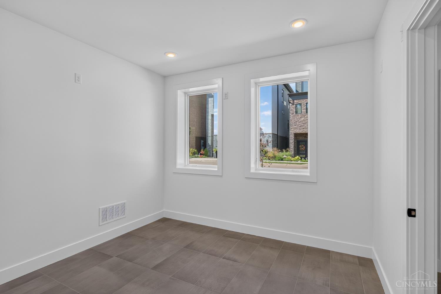 5766 Sanctuary Place, Cincinnati, OH, 45230 — photo 7