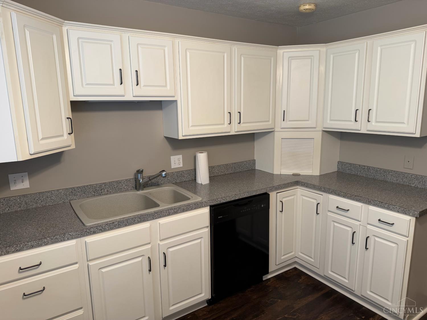3971 School Section Road #21, Green Twp, OH, 45211 — photo 12