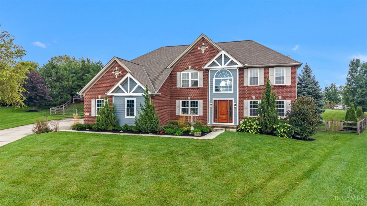7455 Airy View