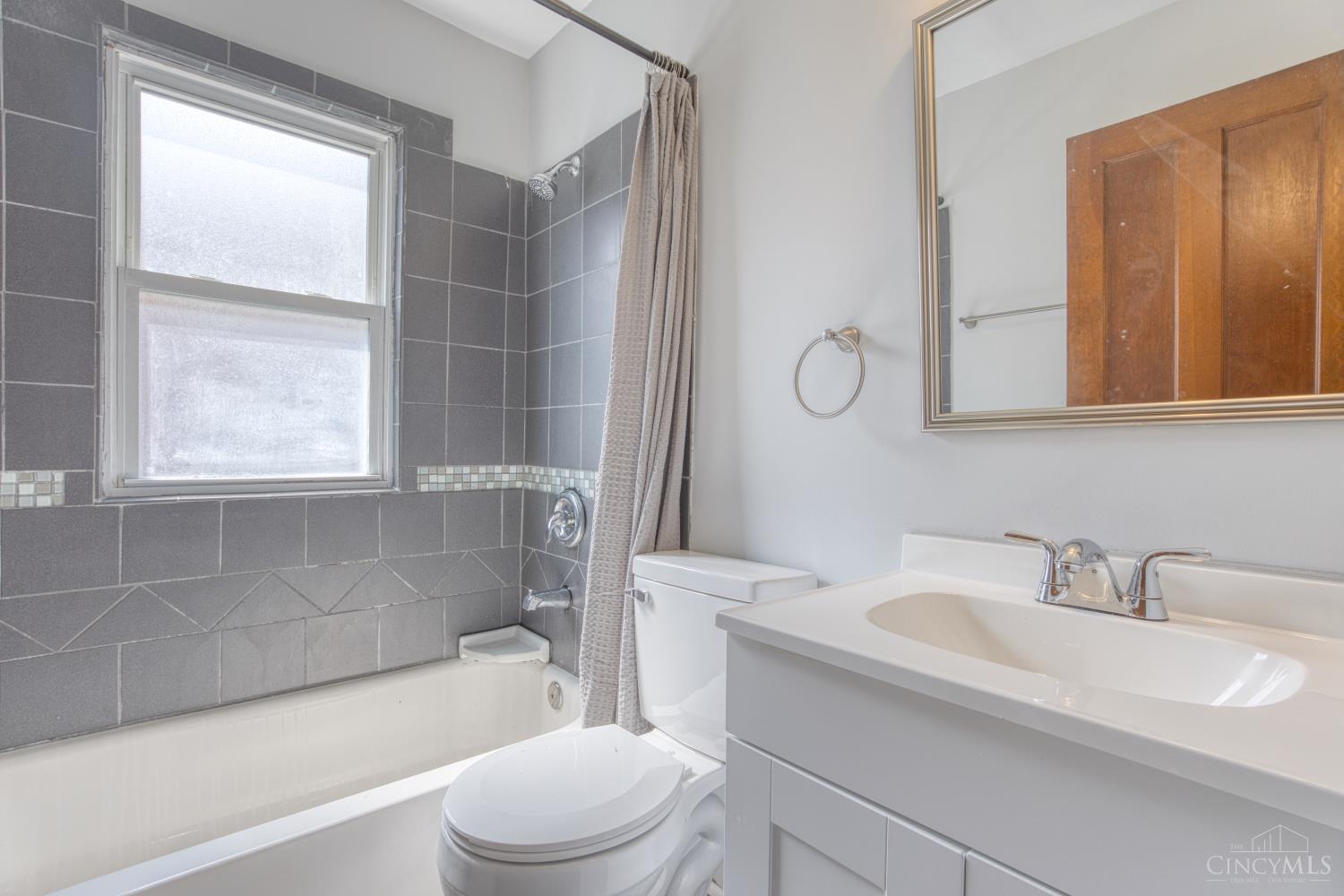 6435 Graceland Avenue, Golf Manor, OH, 45237 — photo 15