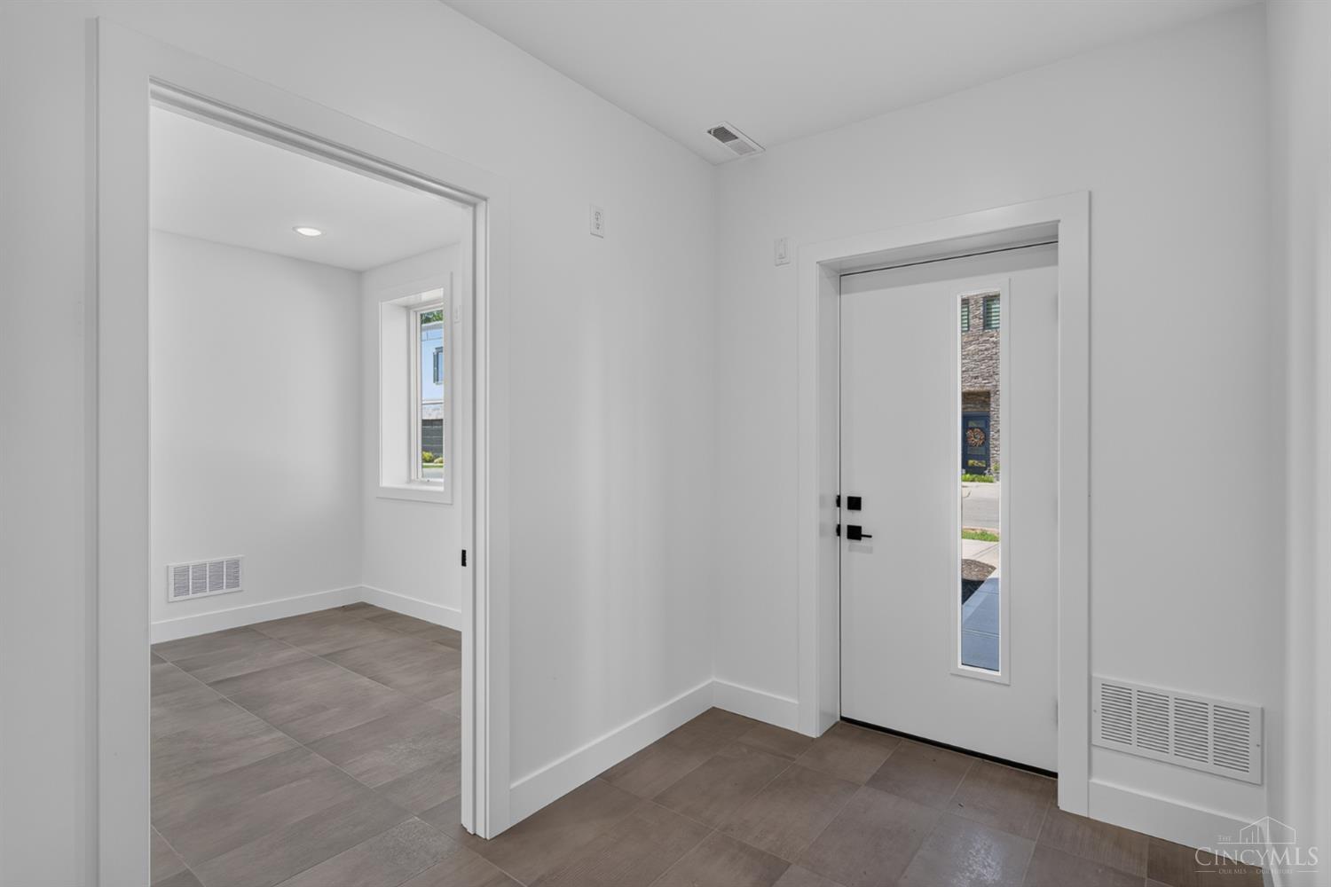 5766 Sanctuary Place, Cincinnati, OH, 45230 — photo 6