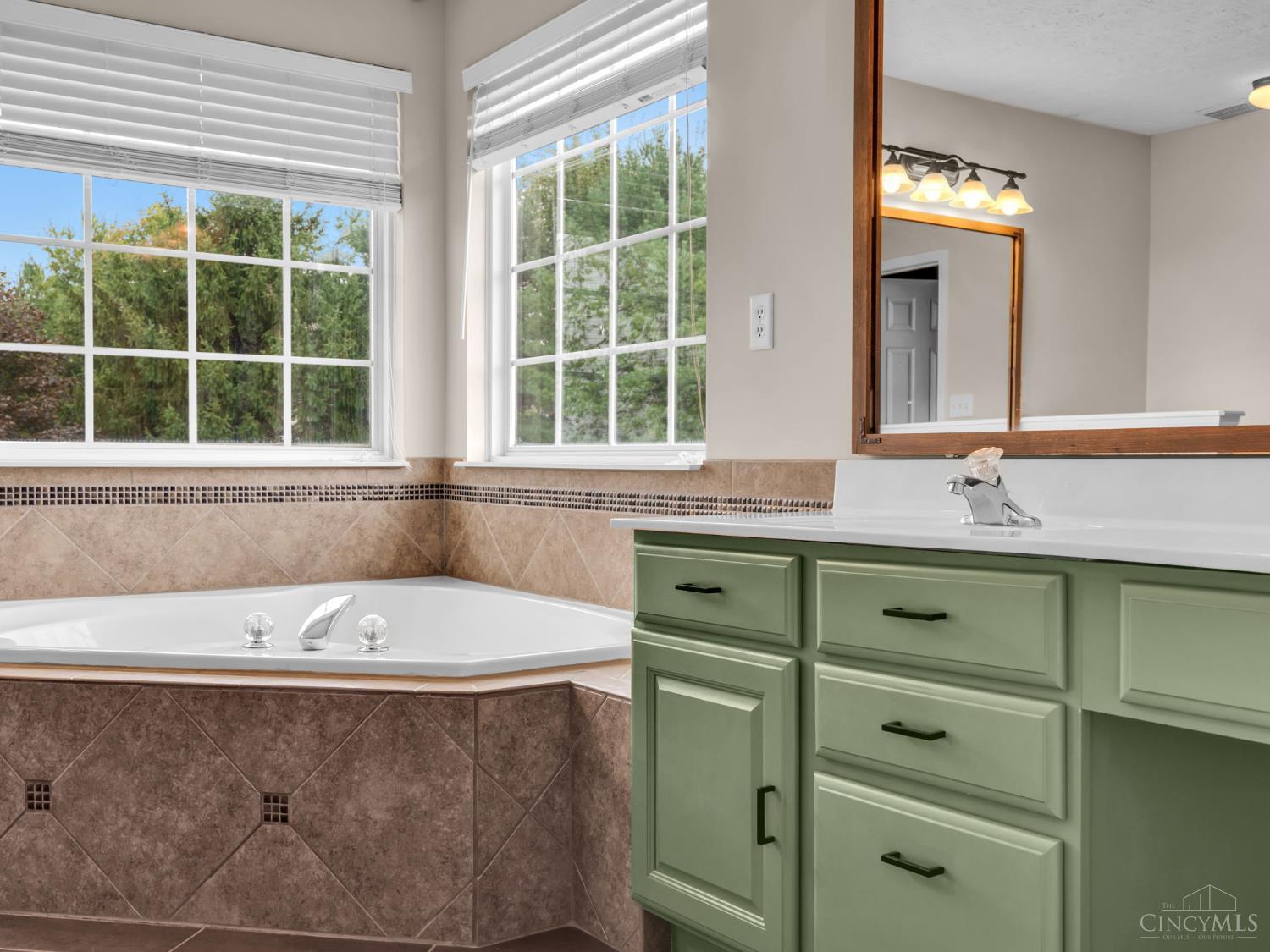 7455 Airy View Drive, Liberty Twp, OH, 45044 — photo 47