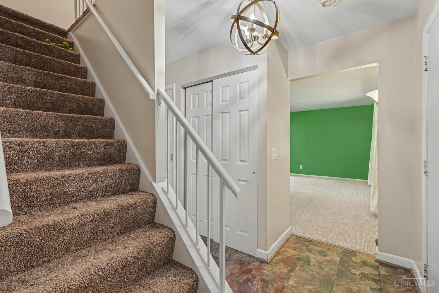 8356 Ashhollow Drive, Colerain Twp, OH, 45247 — photo 2