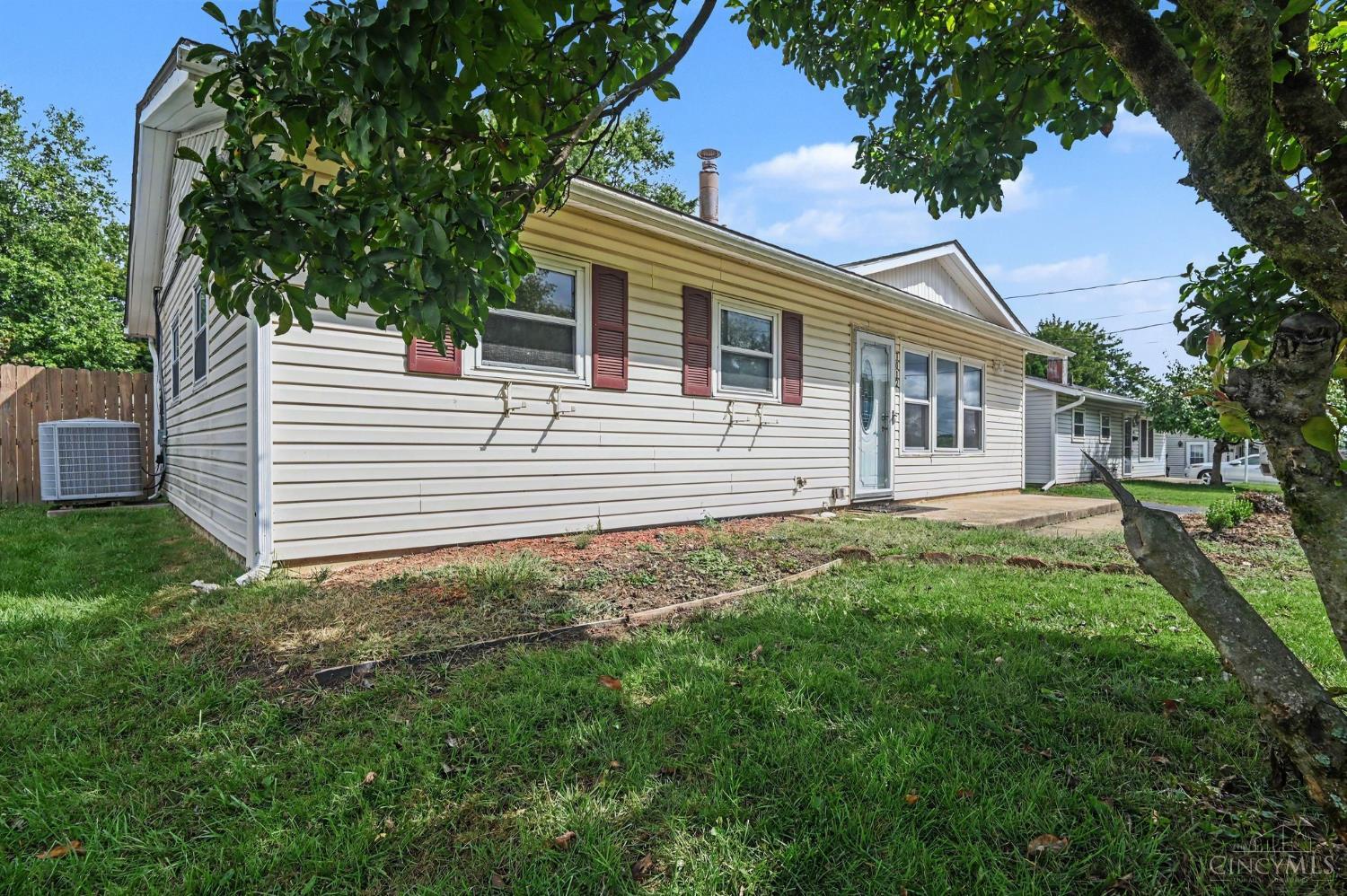 1012 Bellwood Drive, Loveland, OH, 45140 — photo 4