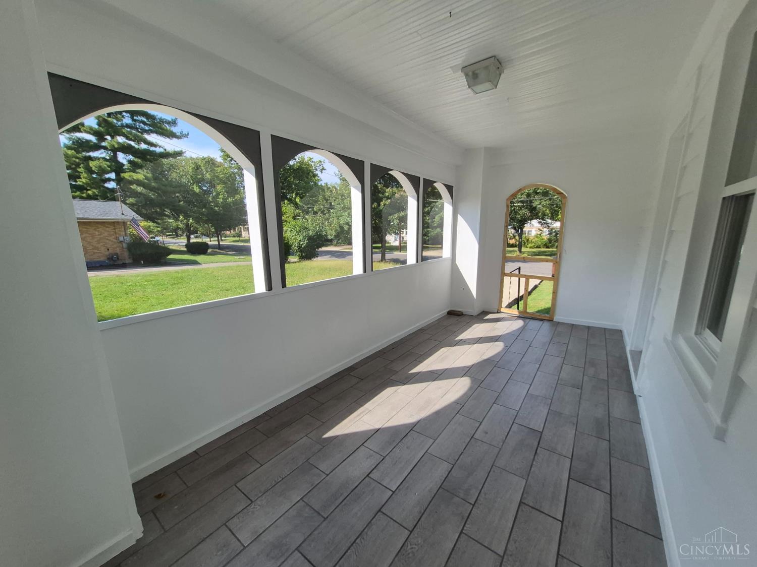 Photo 4 of Single family home for sale at 43 Chestnut Ave, Wyoming, OH 45215 | MLS# 1894547 | Listing updated on 2026-09-23